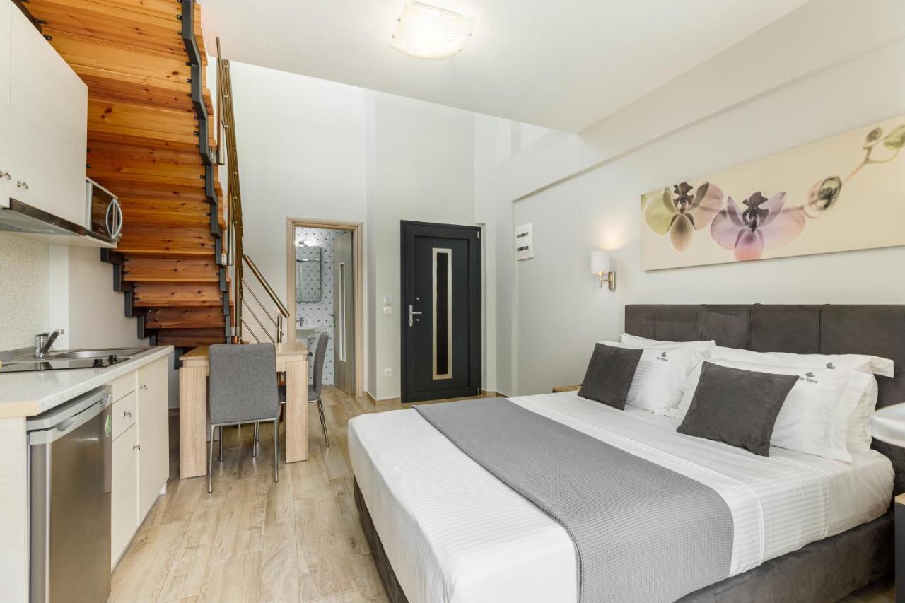 Ilis Villas Nikiti  Exterior photo